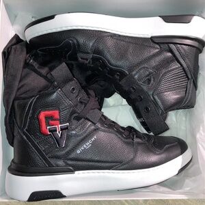 Givenchy Men High Top Logo Leather Sneakers